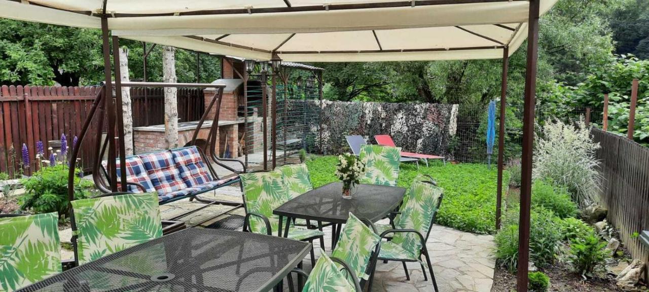 Casa Crissio Villa Sinaia Exteriör bild
